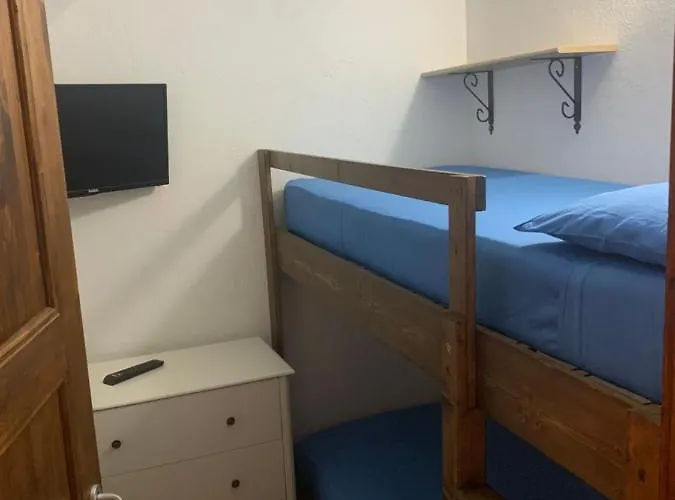 Casa Balilla 2 * La Maddalena (Sassari)